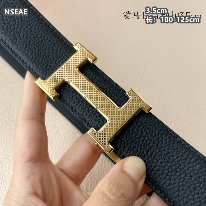 Automatic Buckle Leather Belt with Textured Metal Buckle