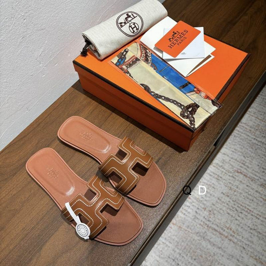 Leather Flat Sandals