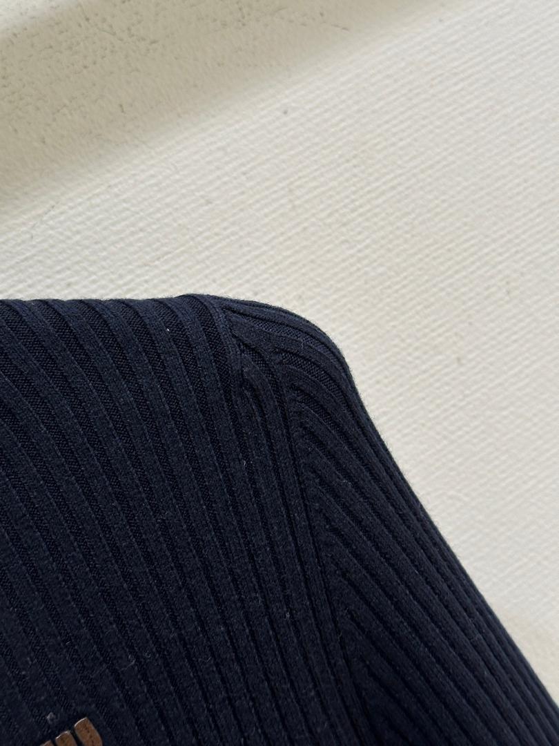 Ribbed Zip-Up Navy Jacket