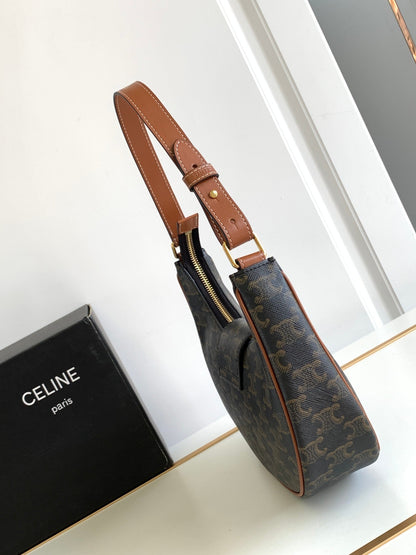 Calfskin Triomphe Shoulder Bag