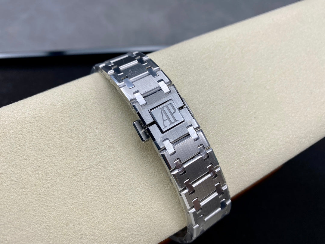 Blue Smoke Dial Automatic Watch 39 mm