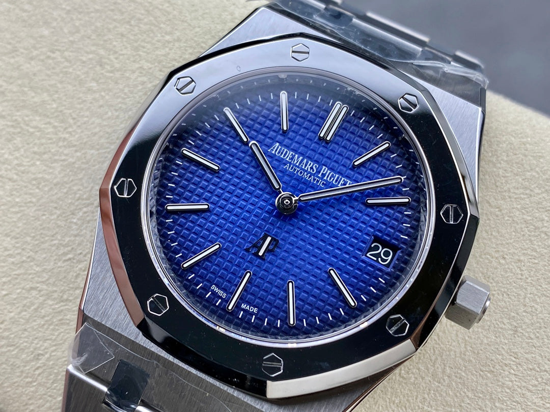 Blue Smoke Dial Automatic Watch 39 mm