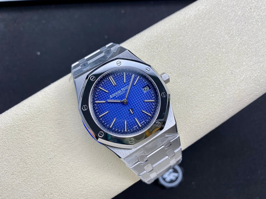 Blue Smoke Dial Automatic Watch 39 mm
