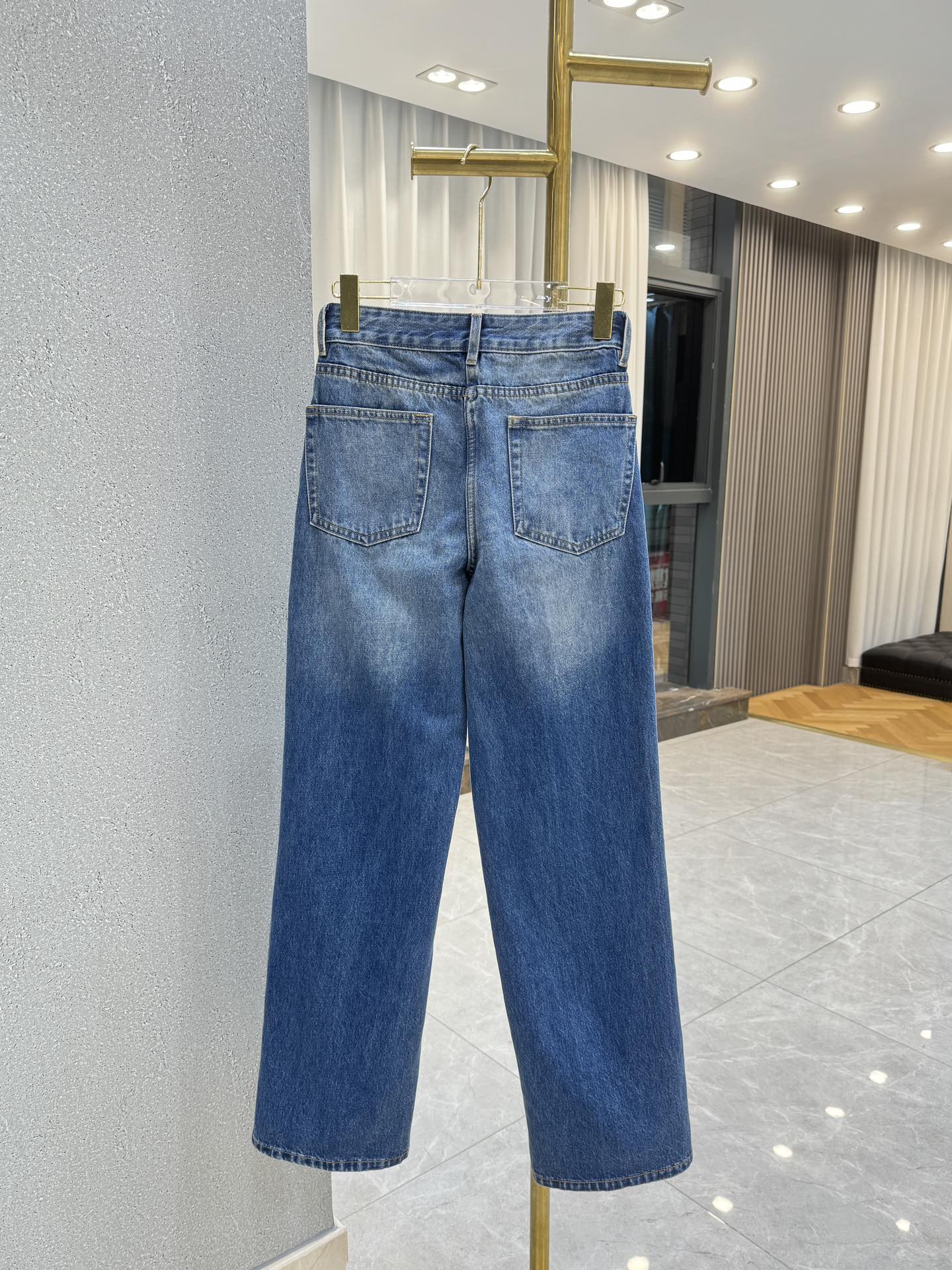 Straight Leg Denim Jeans With Leather Patch